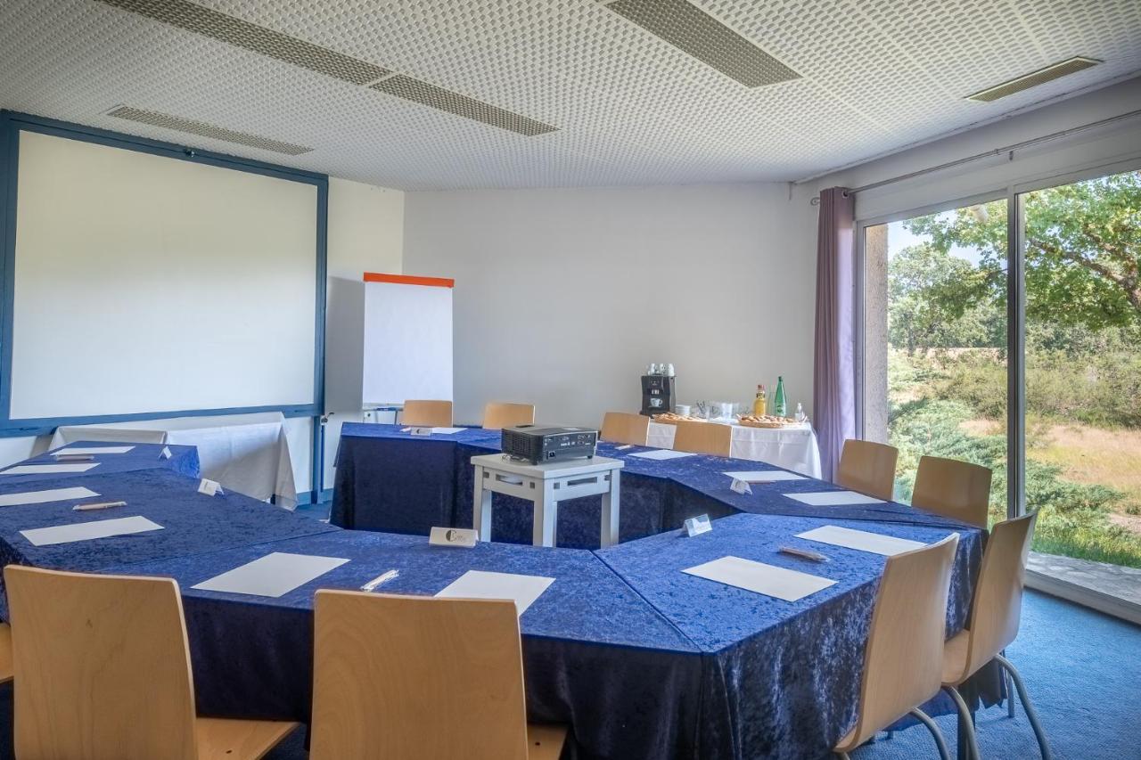Hotel Causse Comtal Rodez, The Originals Relais Gages-le-Haut Εξωτερικό φωτογραφία